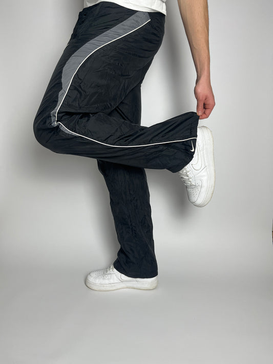 Nike Trackpants schwarz - 1Limit